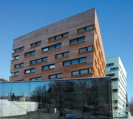 Wirtschaftszentrum Niederösterreich; Architektur: Franz Gschwantner u. Erich Millbacher | Foto: © Günther Hintermeier