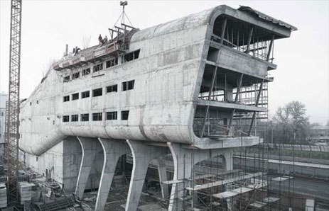 Fitfactory, Bratislava; Arch.: Andrea Klimková, Peter Kruc(ay - Ateliér AK2, Foto: © Ateliér AK2